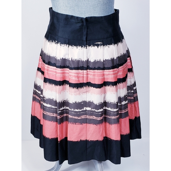 SOLD☆ H&M High-Waisted Aline Pleated Midi Skirt 10 - Picture 3 of 3